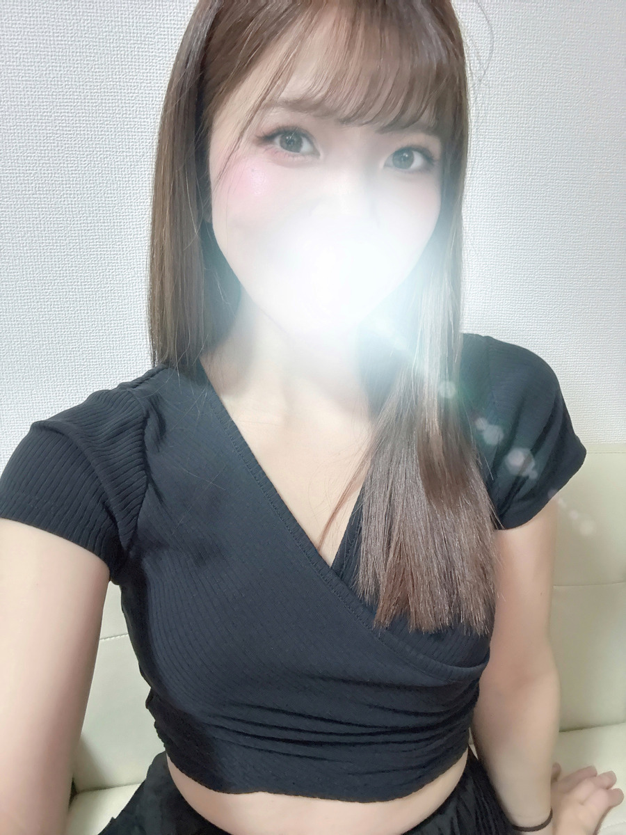 山本まな