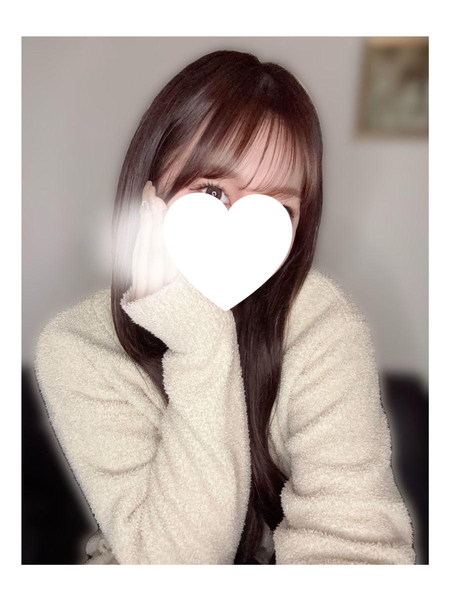 愛沢かれん