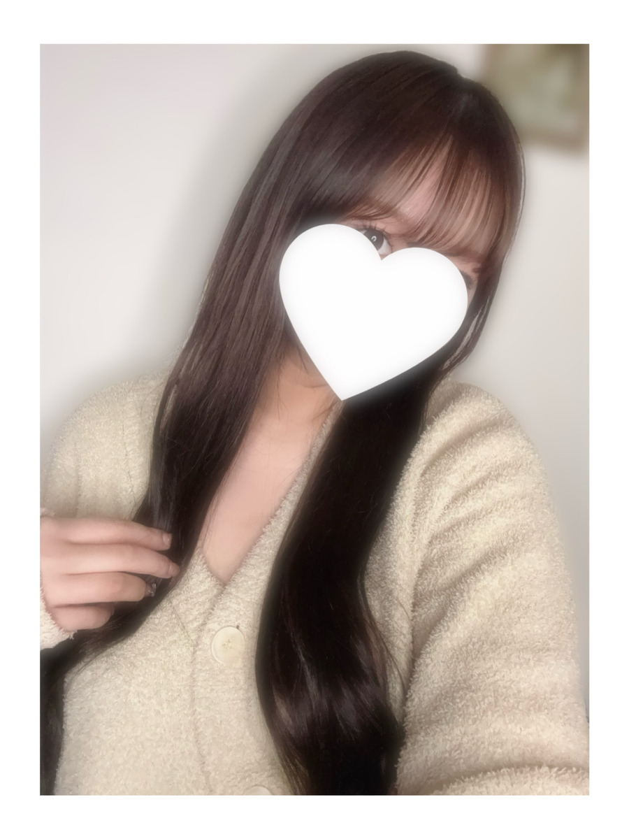 愛沢かれん