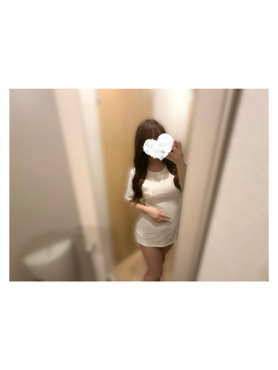 愛沢かれん