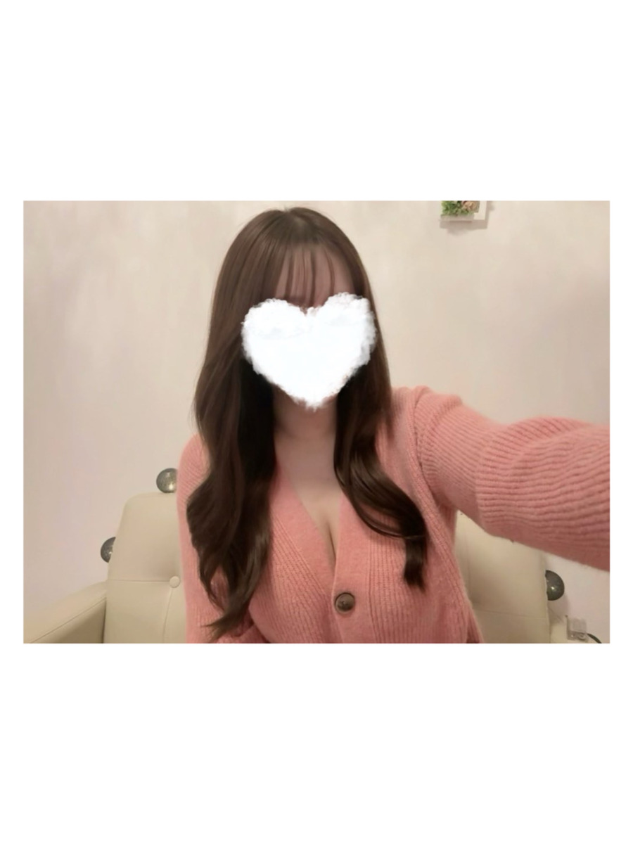 愛沢かれん