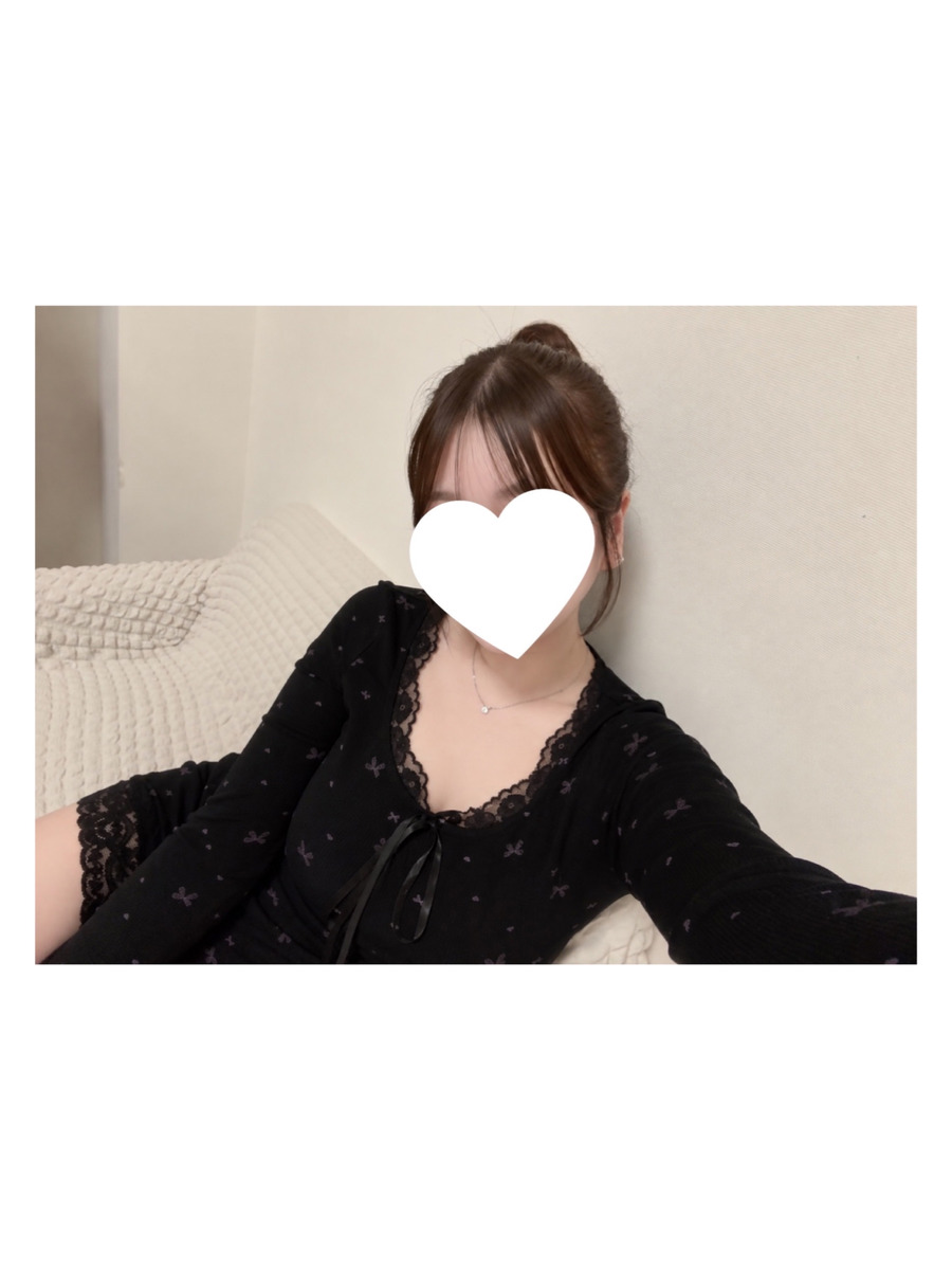 愛沢かれん