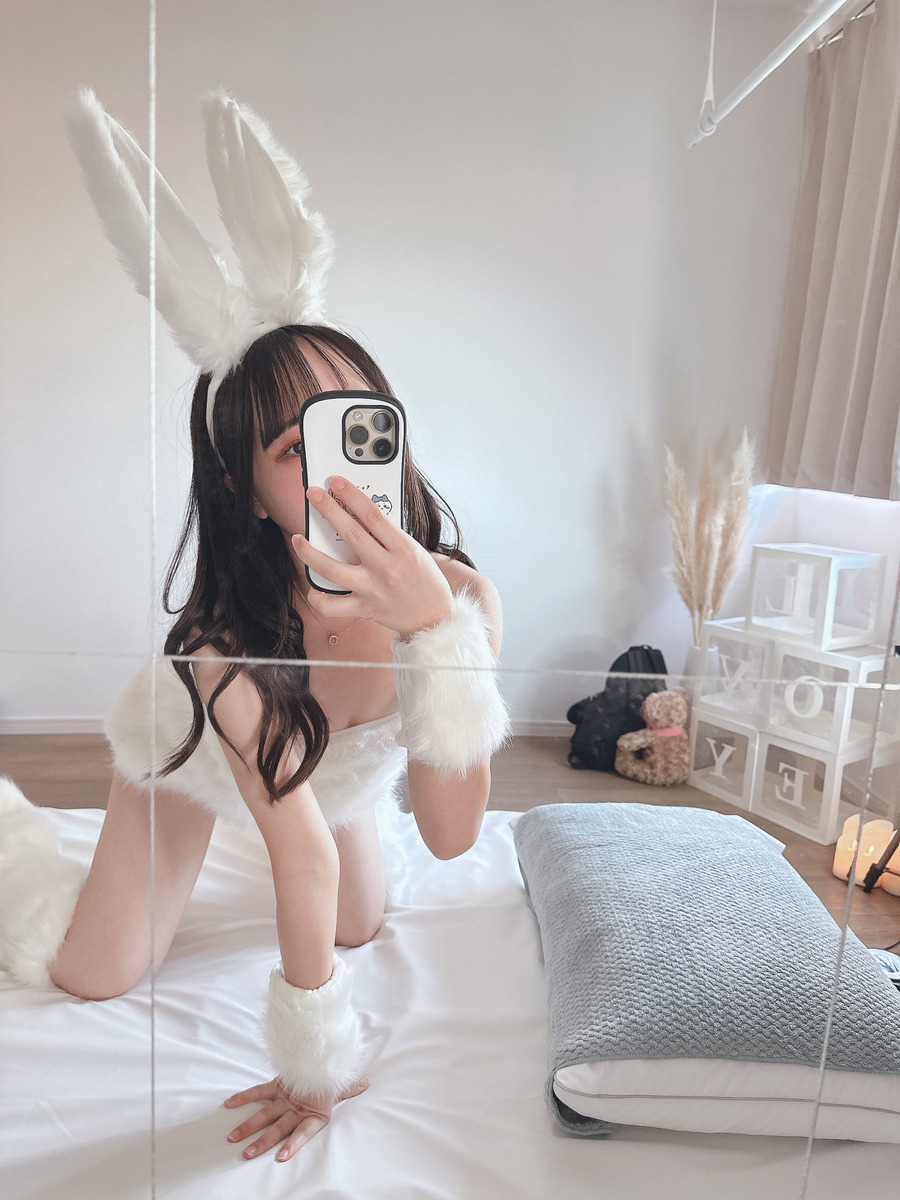 月雪桃花