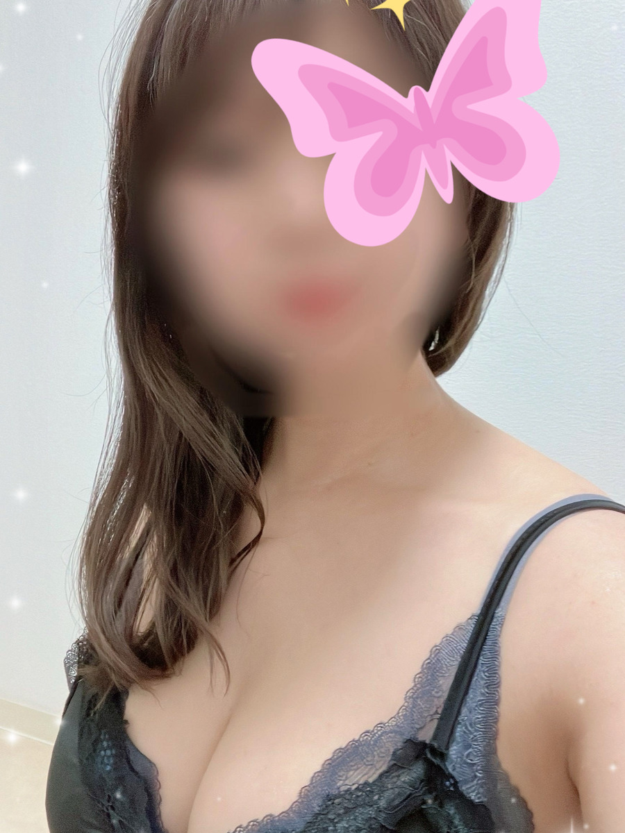 桃瀬なな