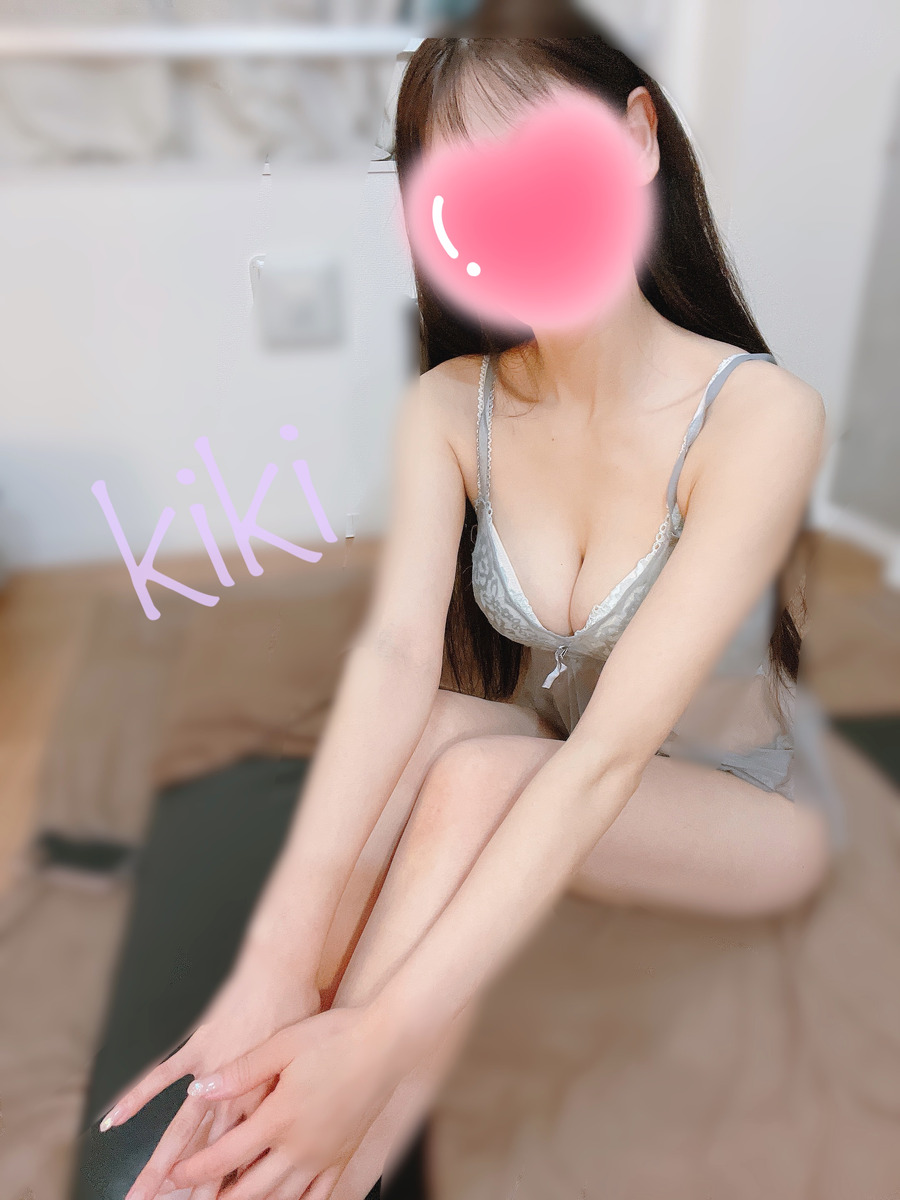 春咲きき