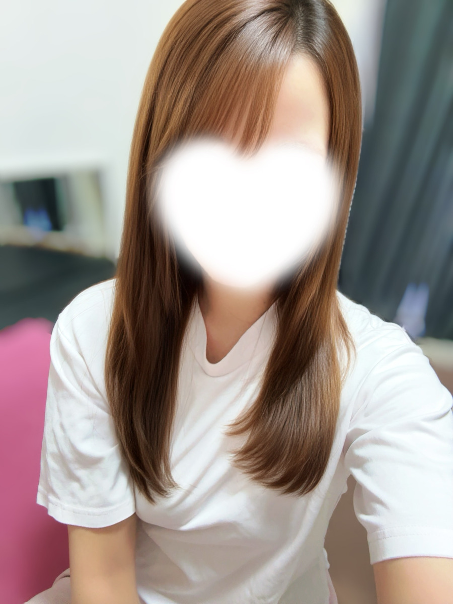 愛内ゆら