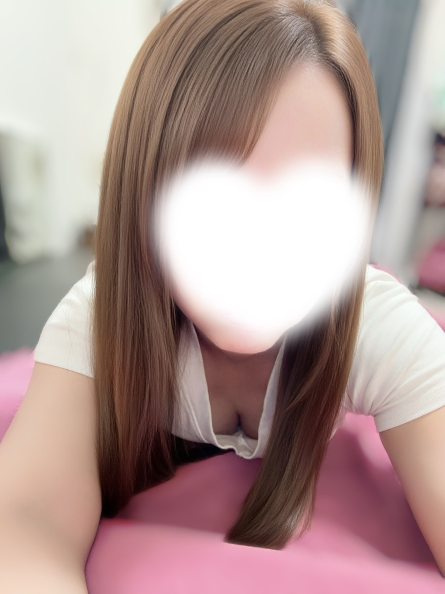 愛内ゆら