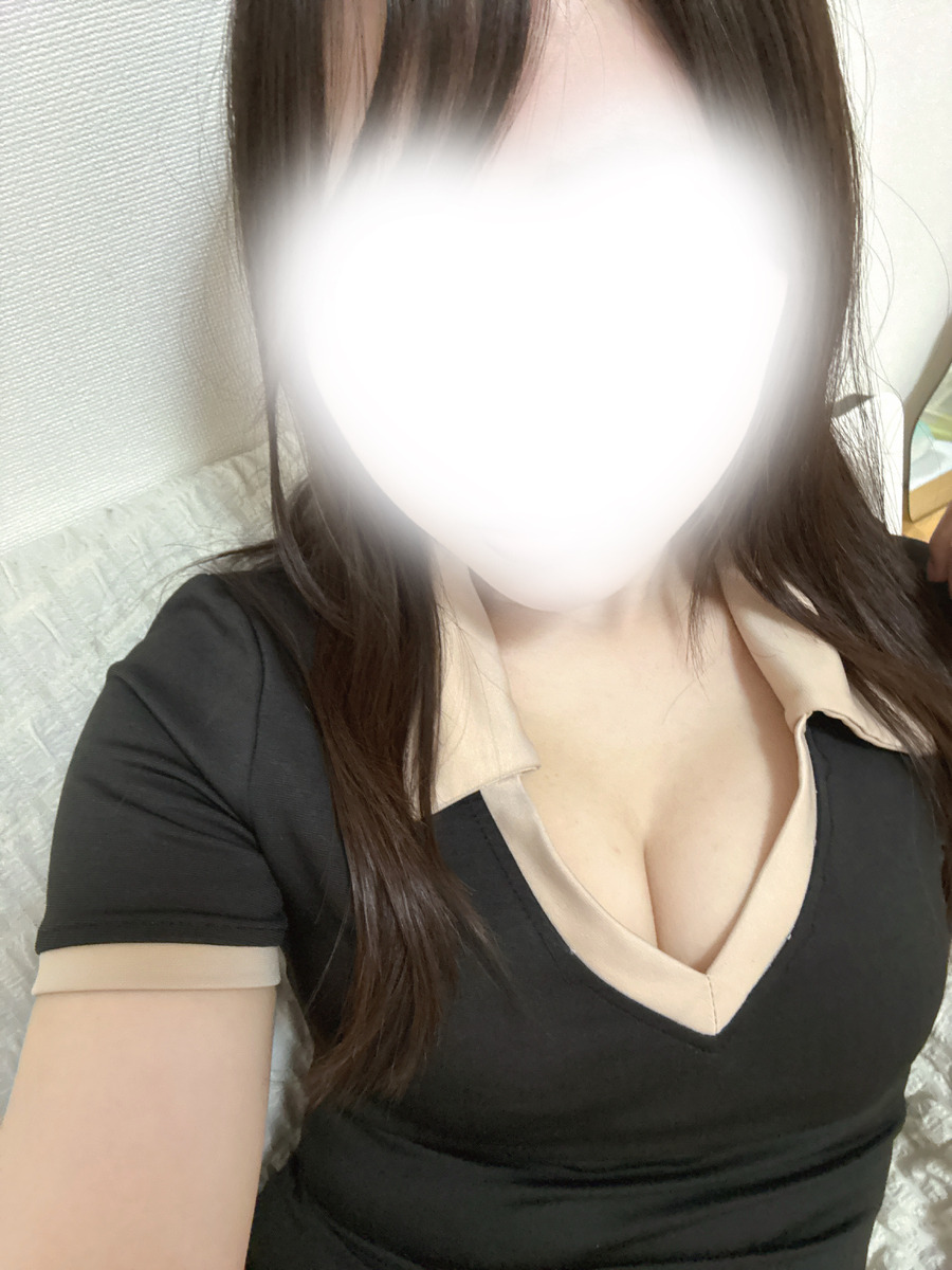 愛乃たろ