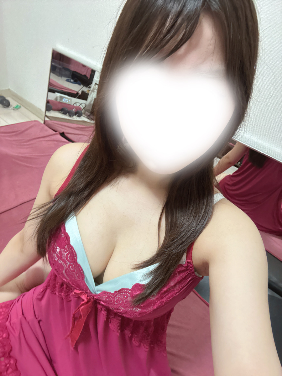 愛乃たろ