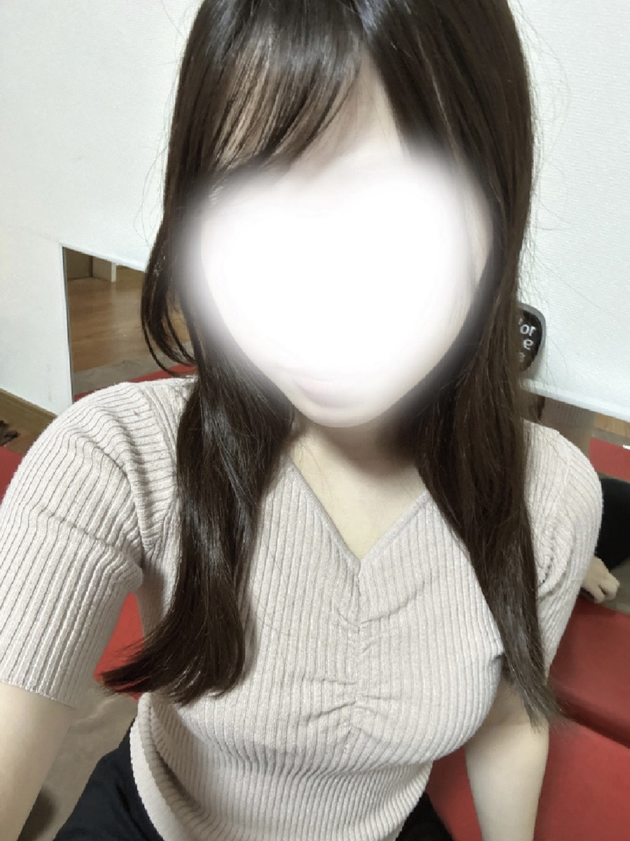 愛乃たろ