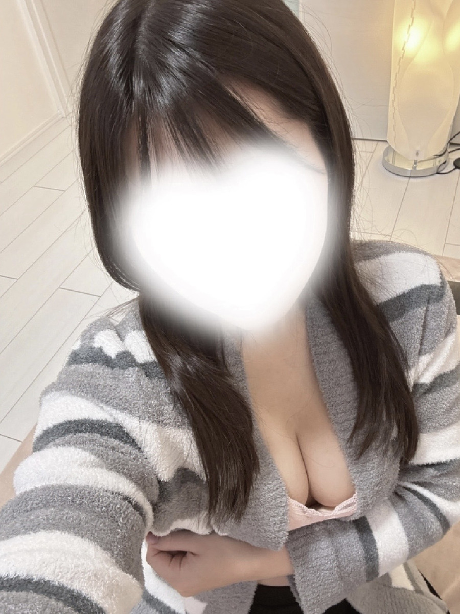 愛乃たろ