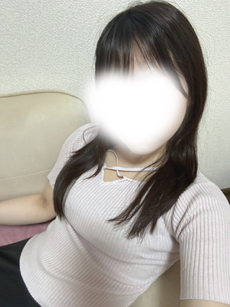 愛乃たろ