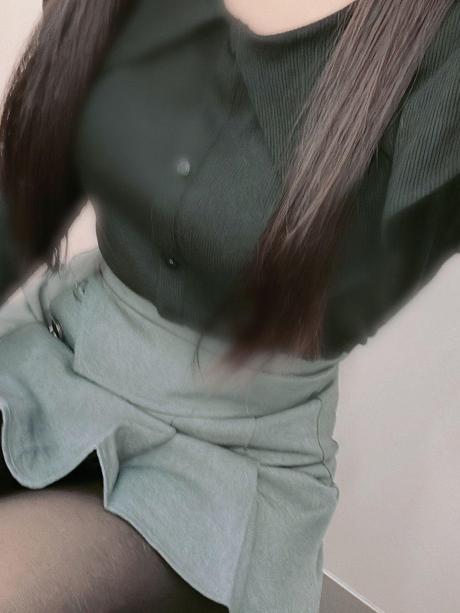 青葉むむ