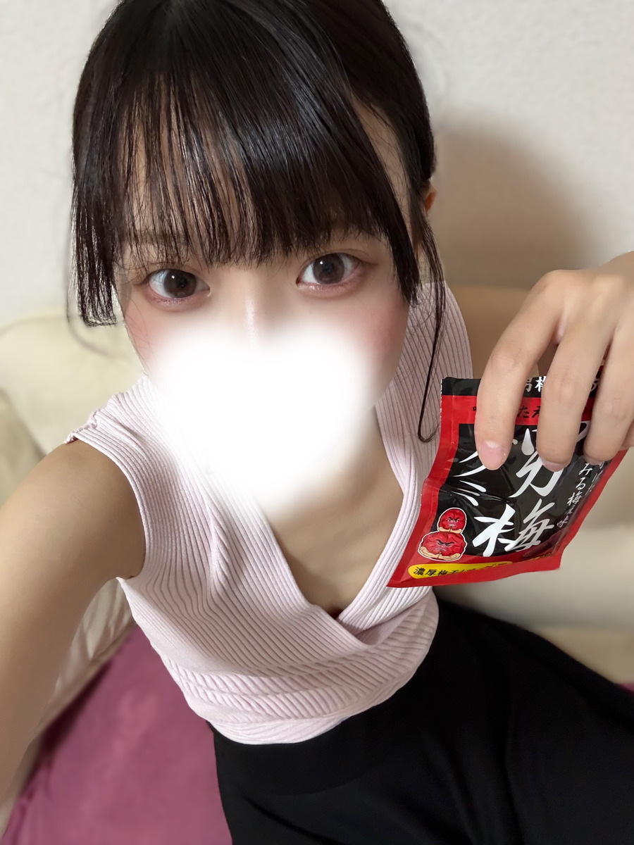 蒼井なぎ