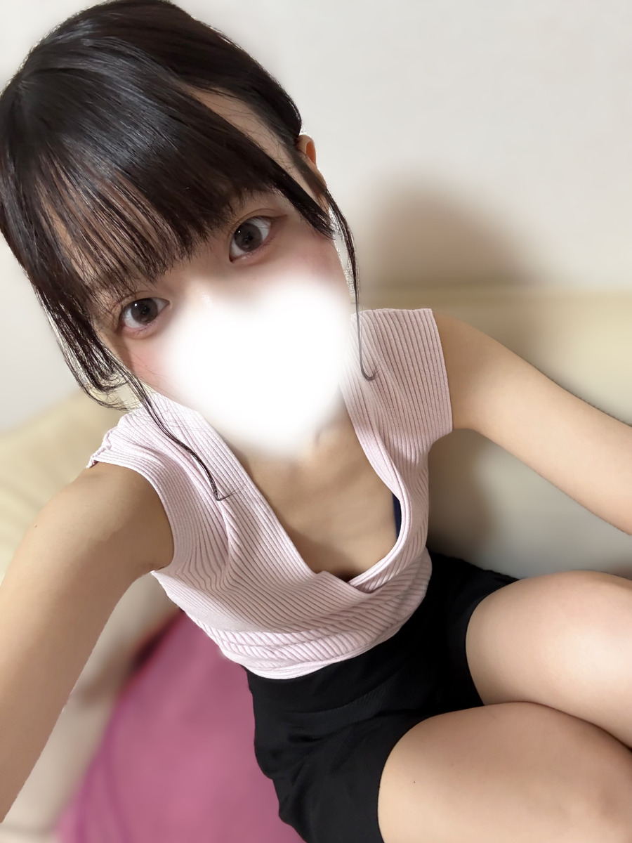 蒼井なぎ