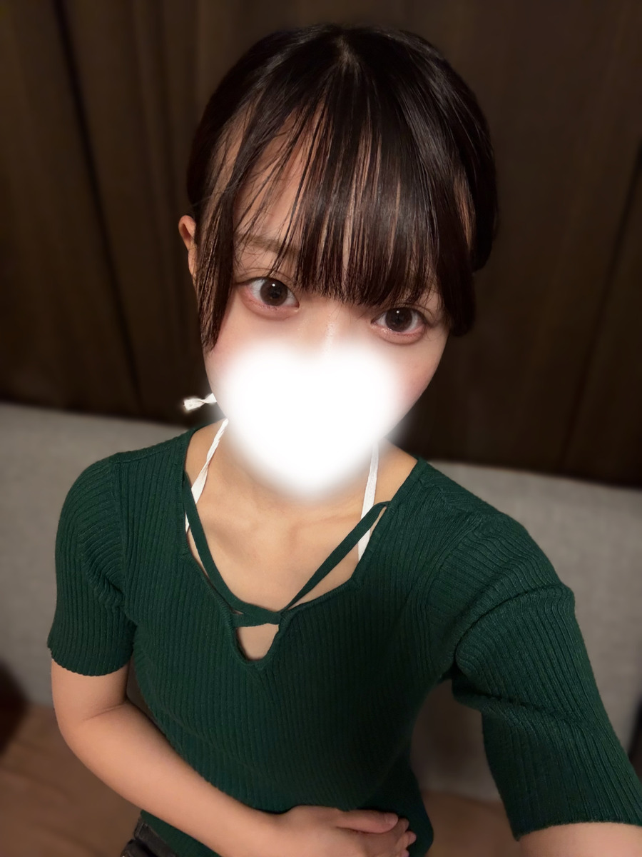 蒼井なぎ